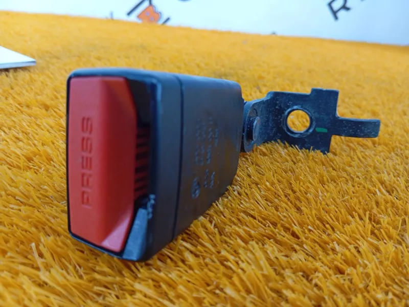 Замок ремня безопасности