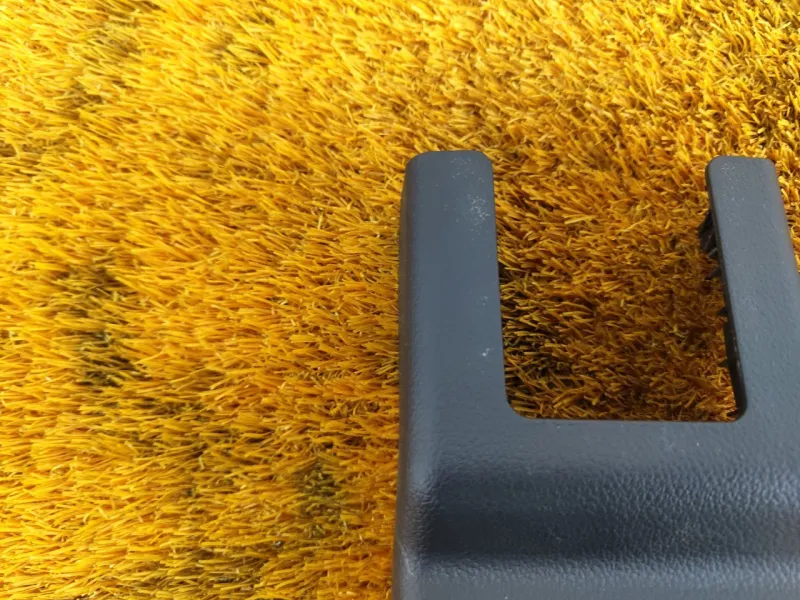 Заглушка крепления сиденья