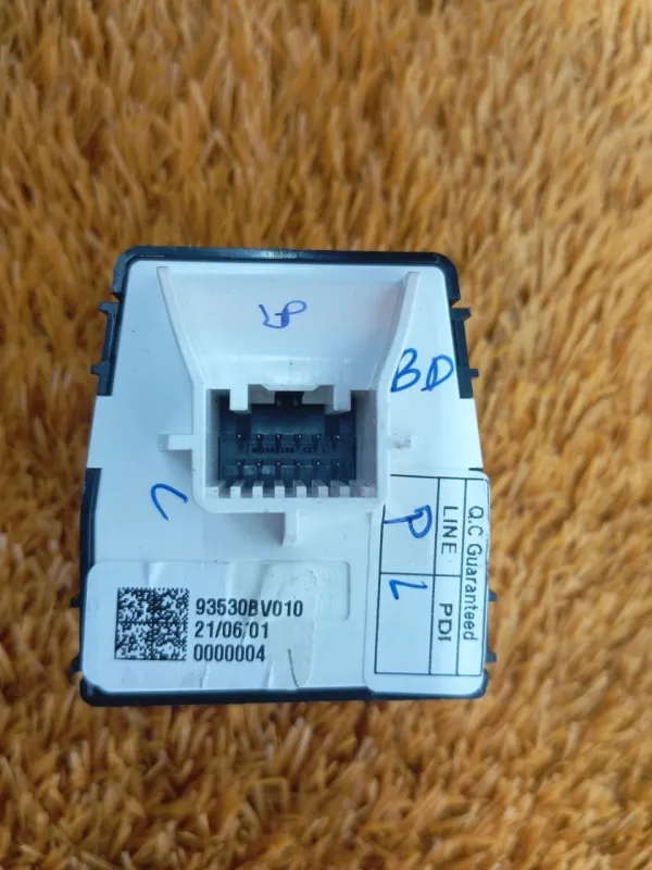 Блок управления зеркалами