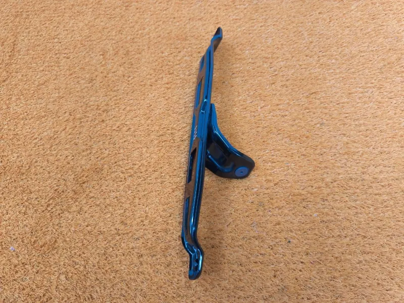 Кронштейн стеклоподъемника