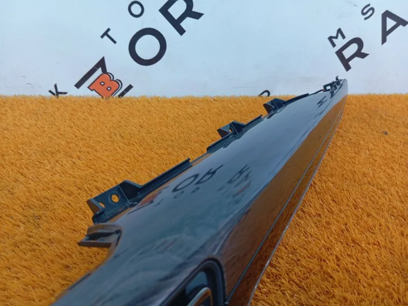 Накладка на торпедо