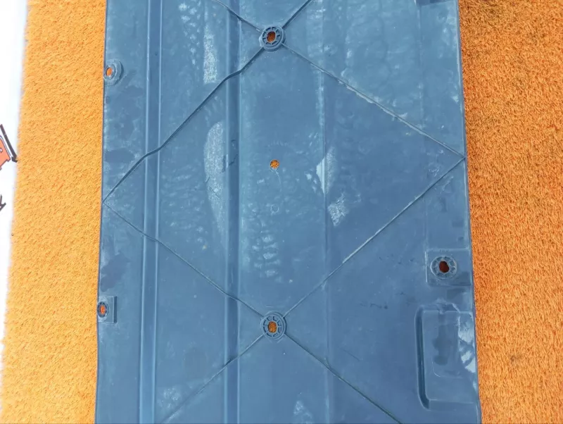 Защита днища кузова