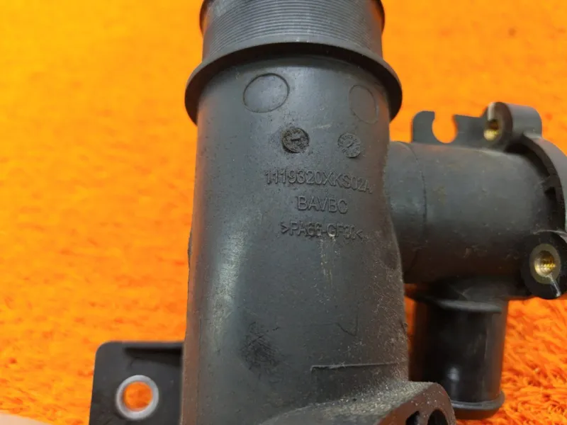 Патрубок интеркулера