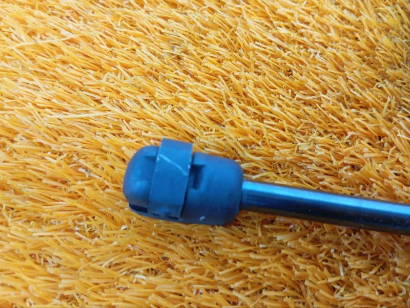 Амортизатор капота