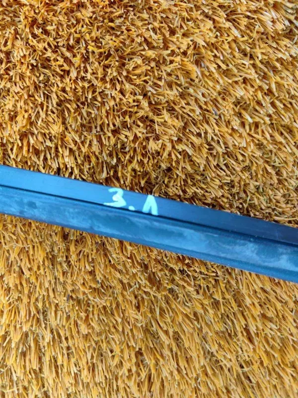 Уплотнитель стекла двери