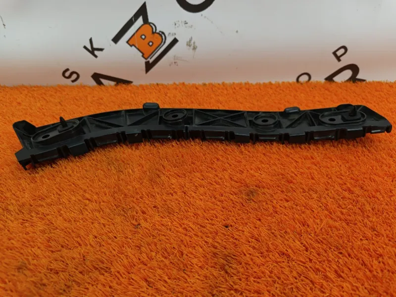 Кронштейн бампера