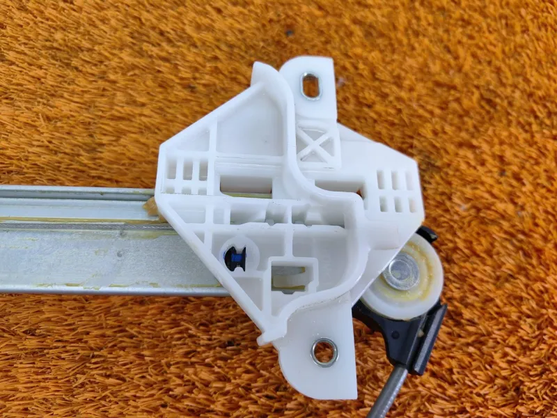 Стеклоподъемник