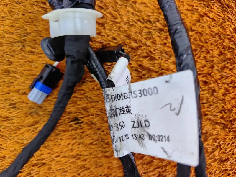 Проводка двери