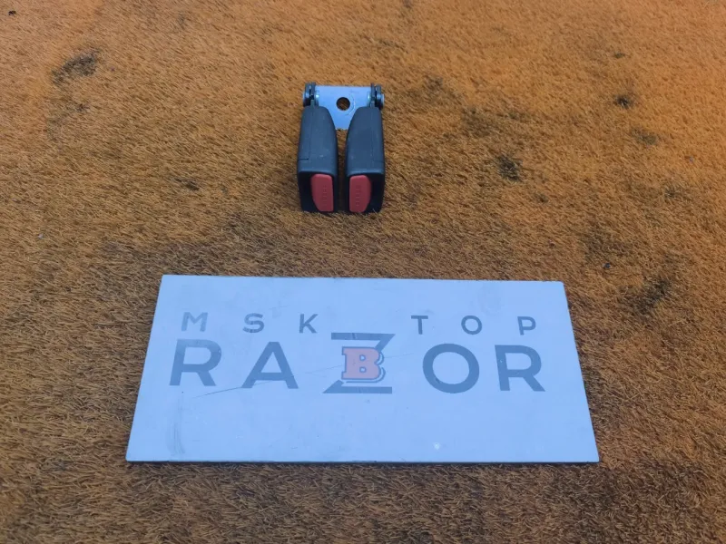 Ответная часть ремня безопасности