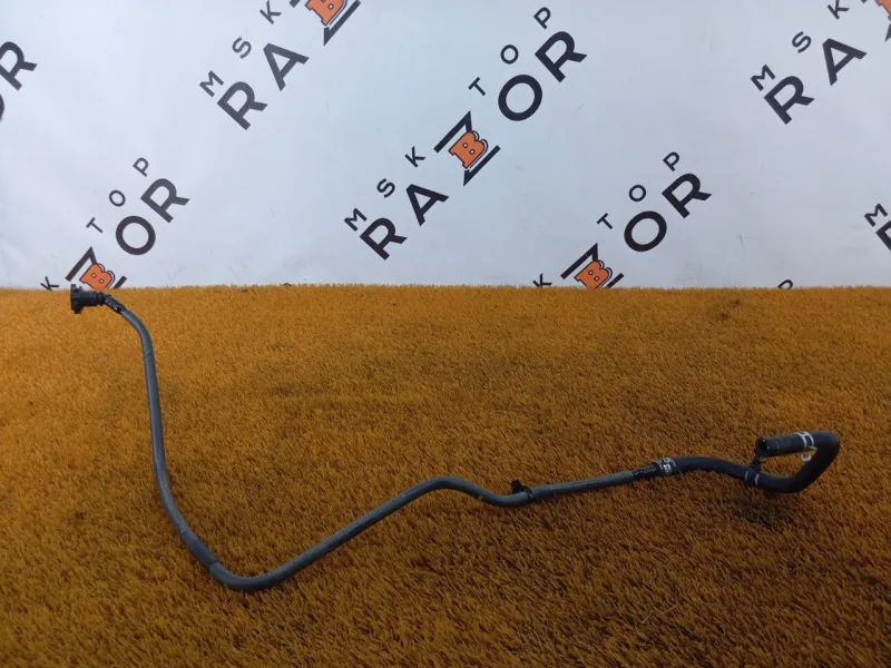 Трубка топливная