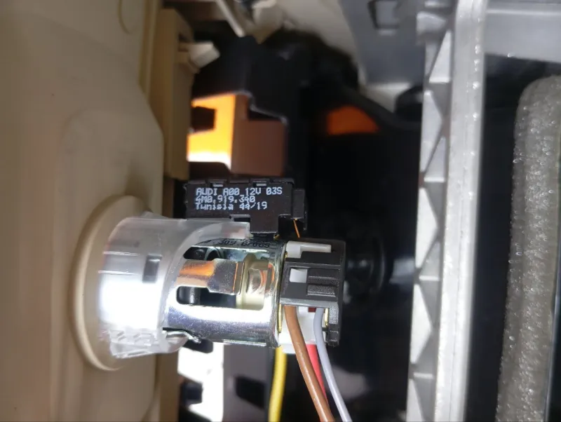 Консоль центральная