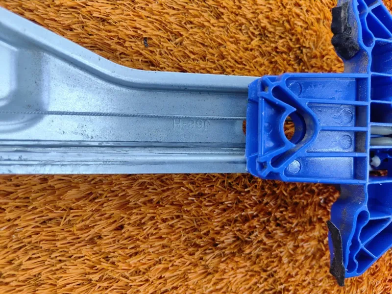 Стеклоподъемник