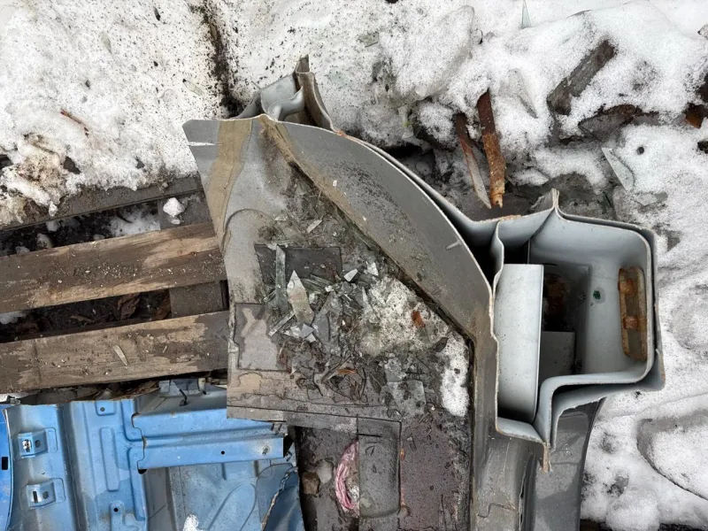 Порог с центральной стойкой