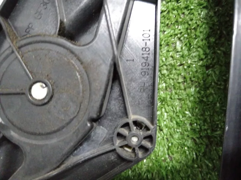 Стеклоподъемник Audi A4 2009 8K0837462E B8, передний правый