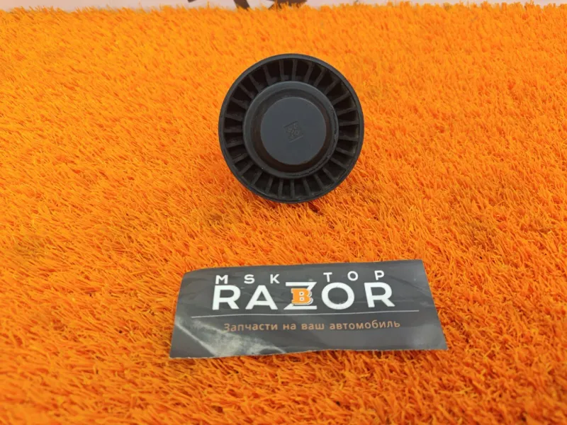 Ролик обводной навесного оборудования