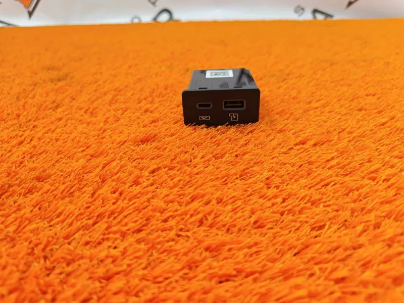 Разъем USB