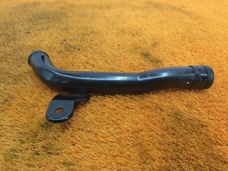 Трубка системы охлаждения