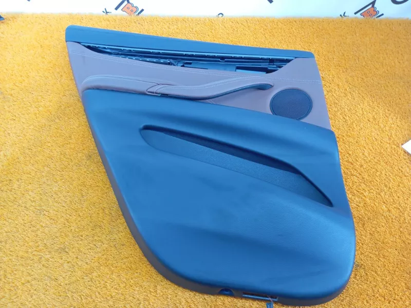 Обшивка двери