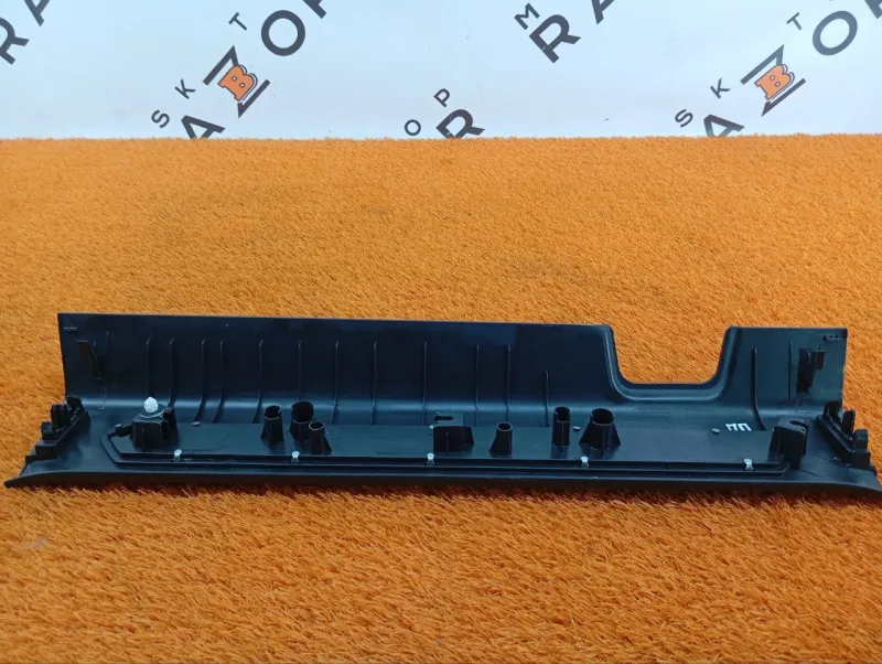 Накладка порога