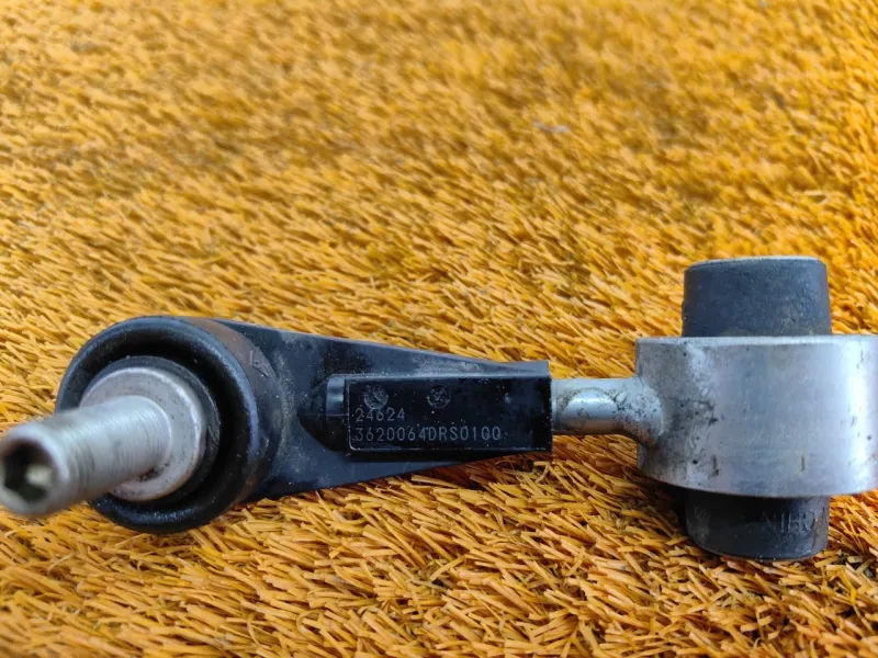 Стойка стабилизатора