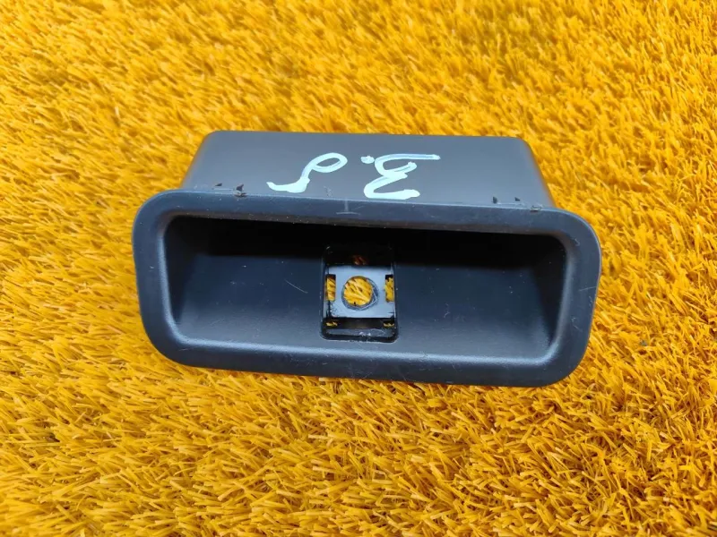 Ручка багажника