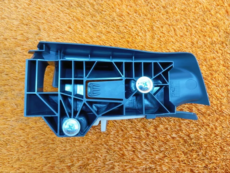 Направляющая ремня безопасности