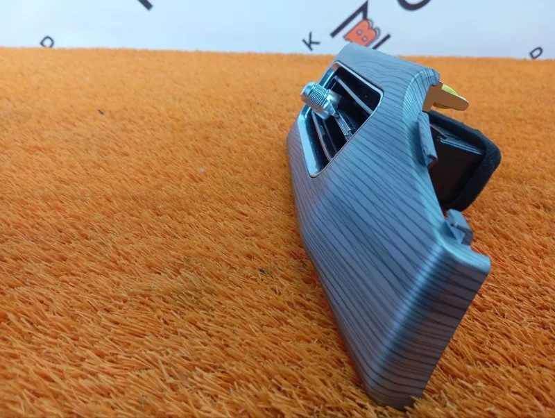 Дефлектор воздушный