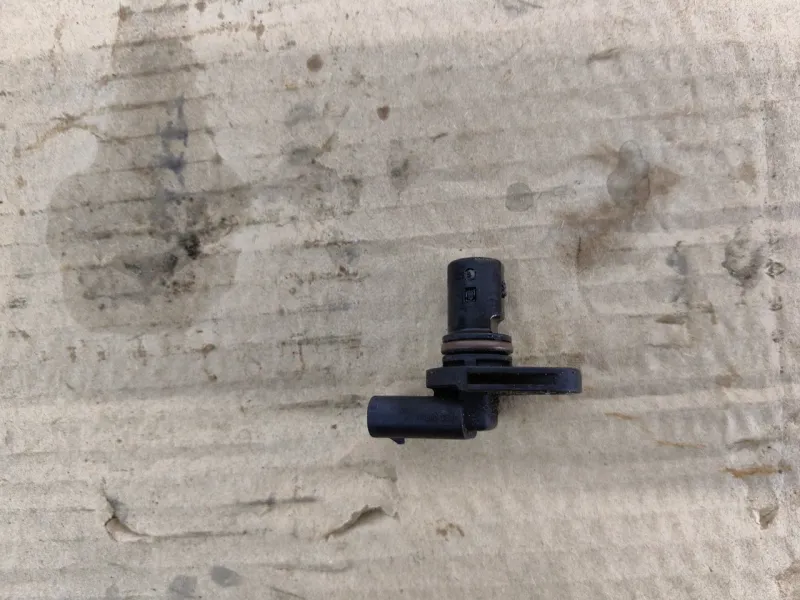 Датчик положения распредвала