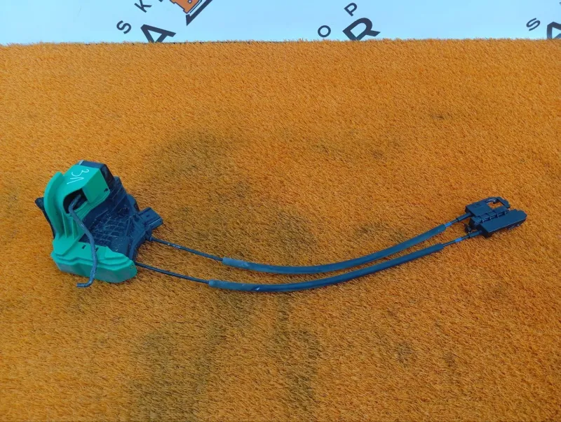 Замок двери