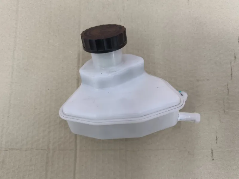 Бачок расширительный