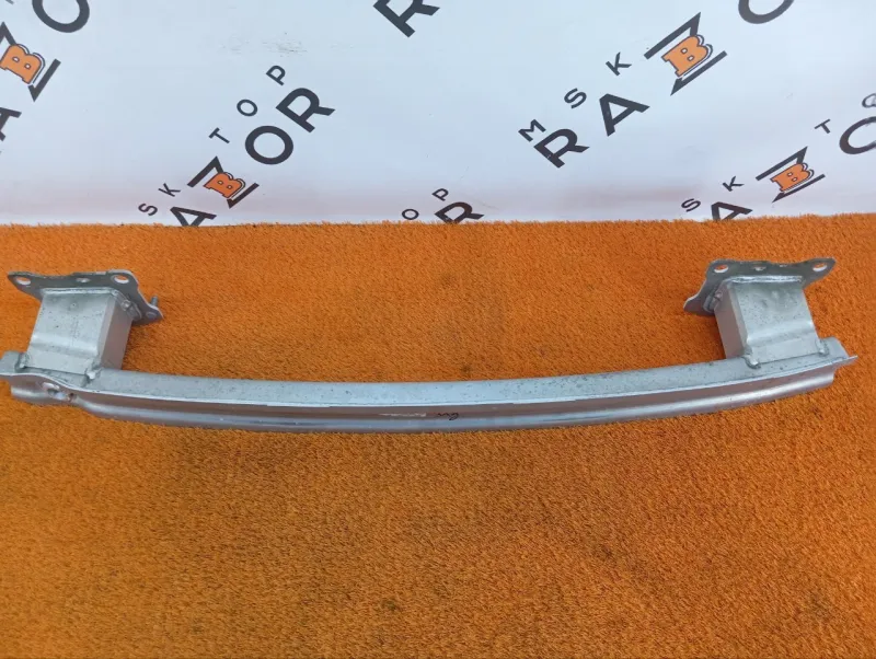 Усилитель бампера