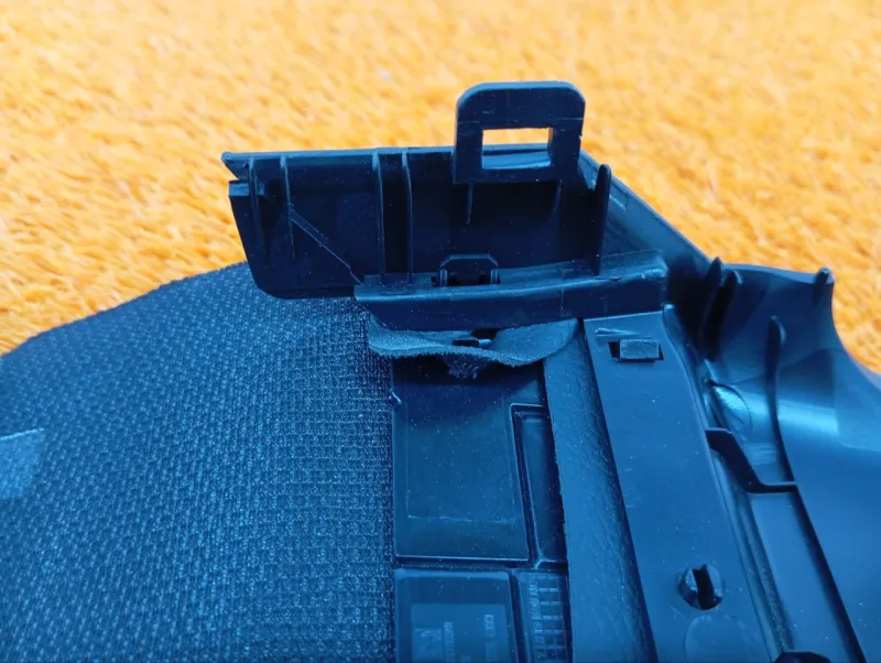 Кожух рулевой колонки