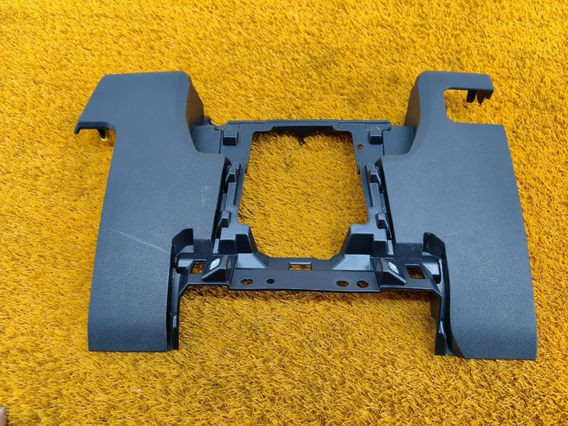 Накладка на торпедо