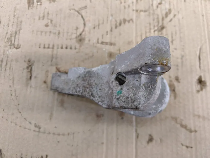 Кронштейн опоры КПП