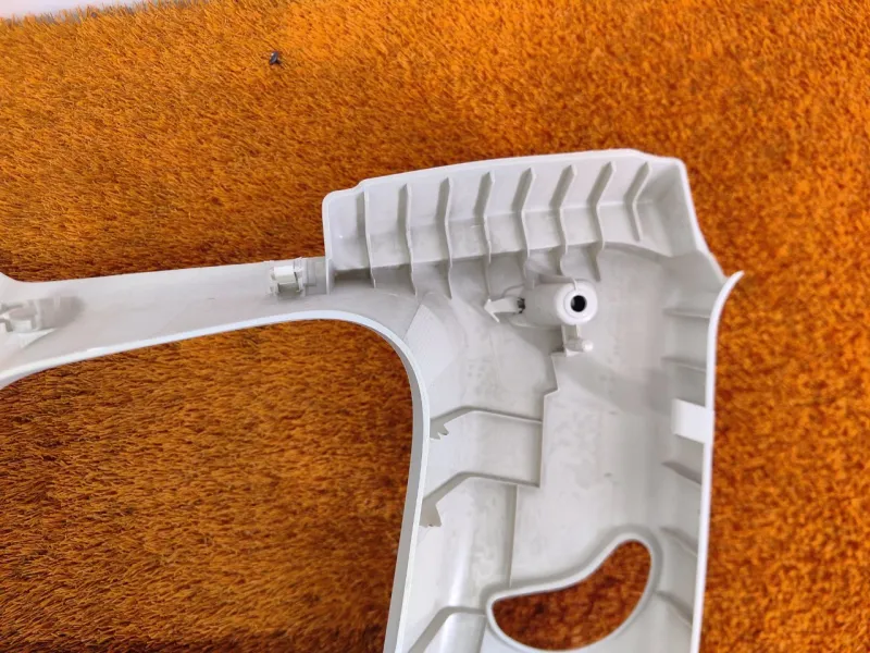 Обшивка стойки