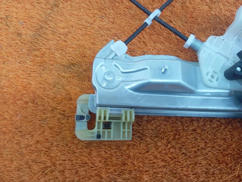 Стеклоподъемник