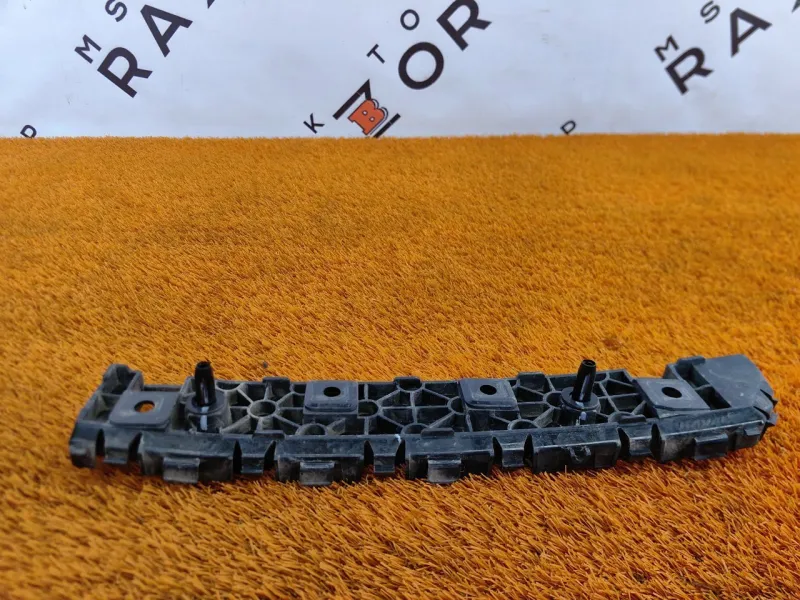 Крепление бампера