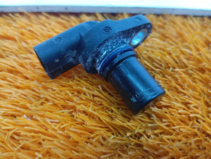 Датчик положения распредвала