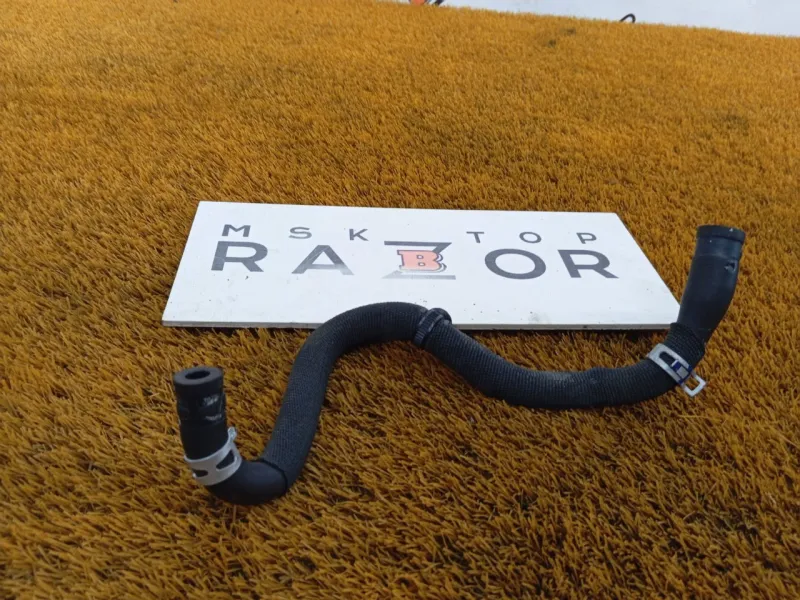 Патрубок отопителя