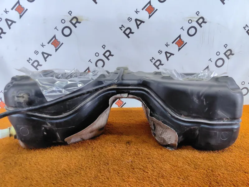 Бак топливный