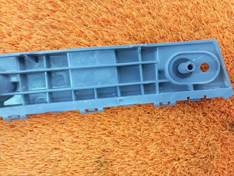 Кронштейн бампера