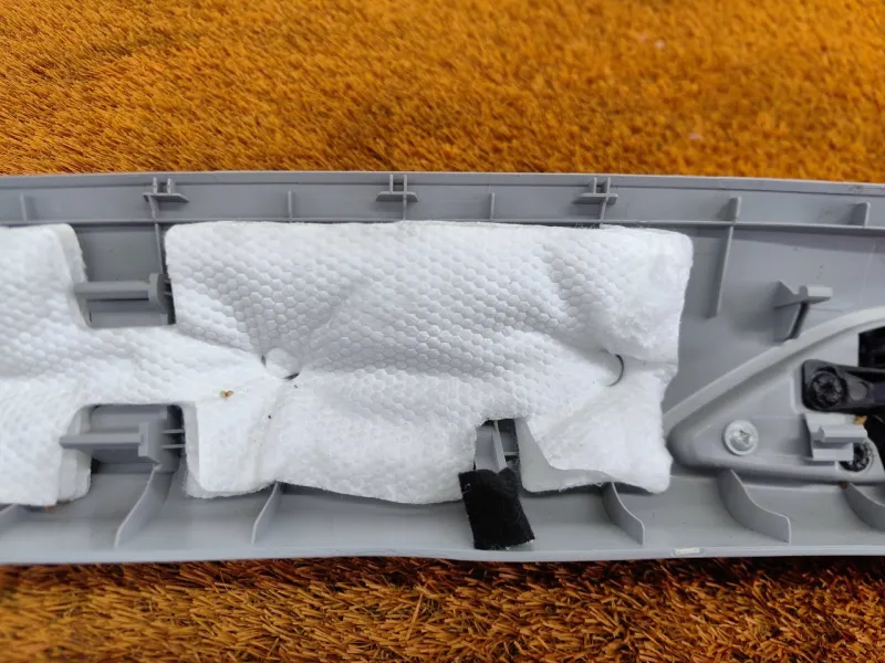 Накладка на стойку кузова