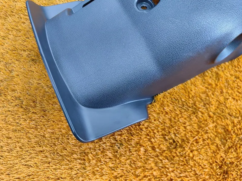 Кожух рулевой колонки