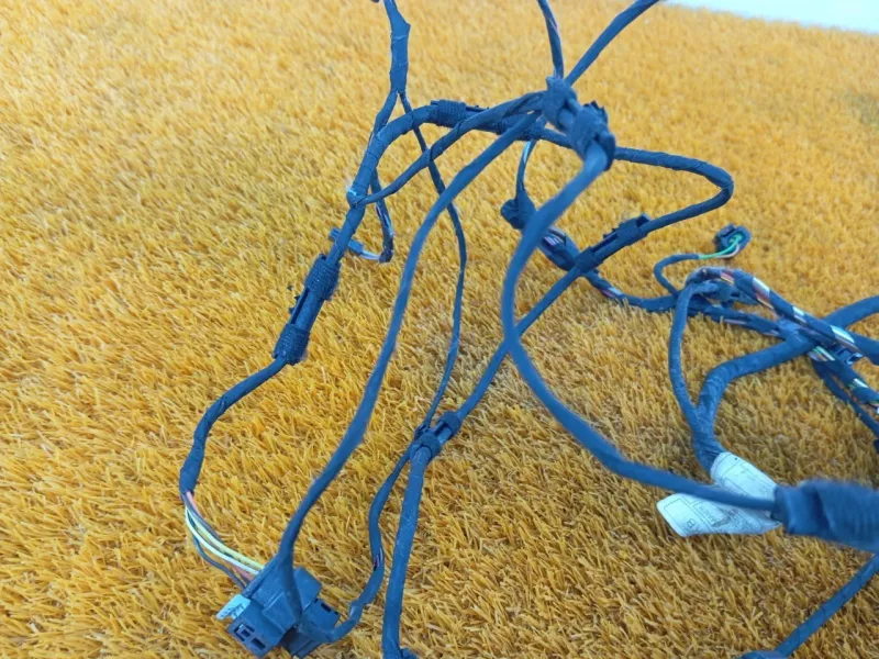 Проводка двери