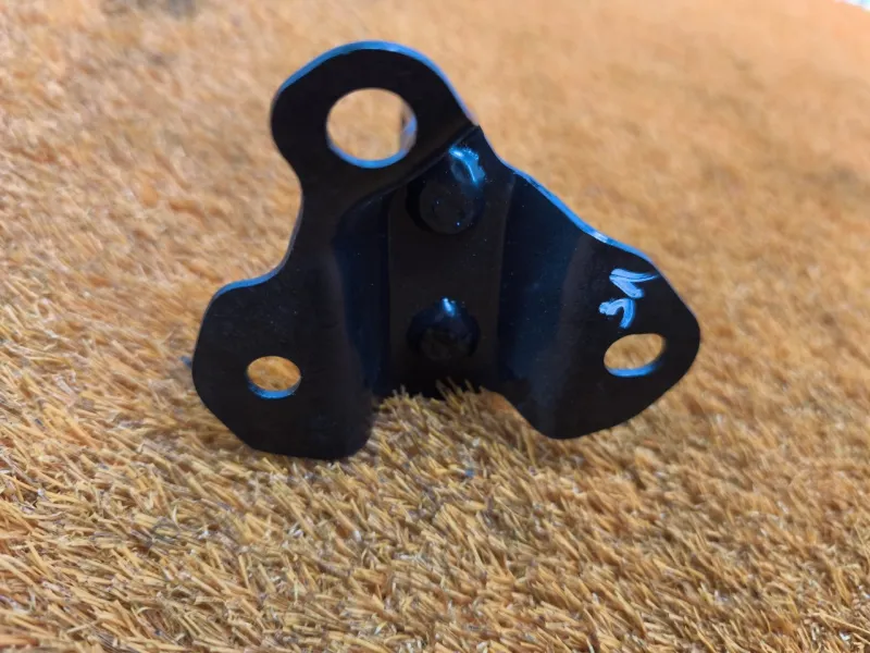 Крепление сиденья