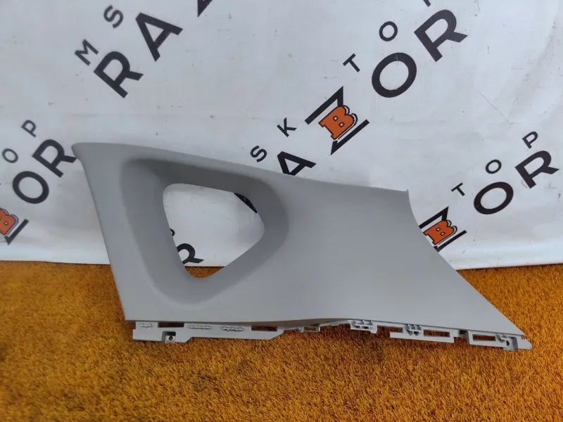 Накладка на стойку кузова