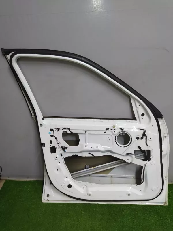 Дверь BMW X5 2007 41517211423 E70, передняя левая