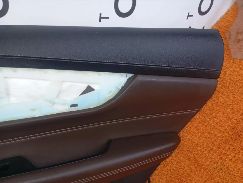 Обшивка двери