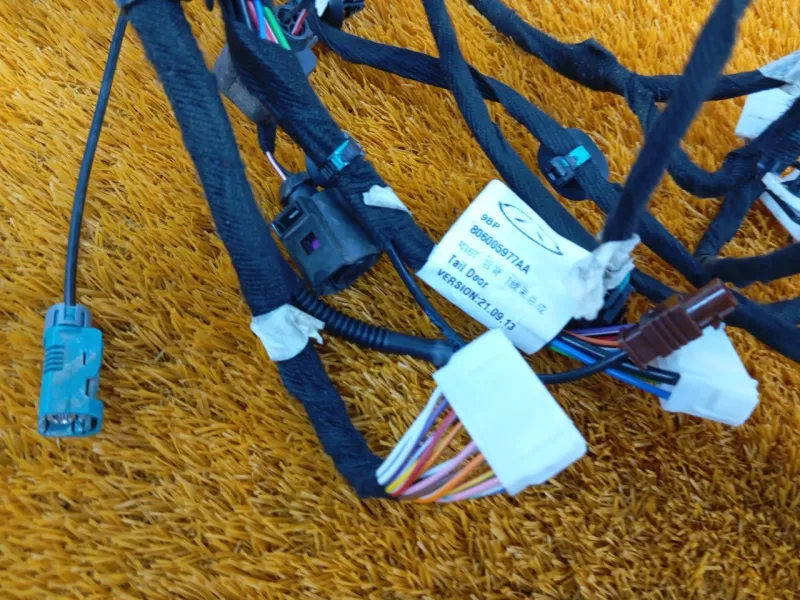 Проводка крышки багажника