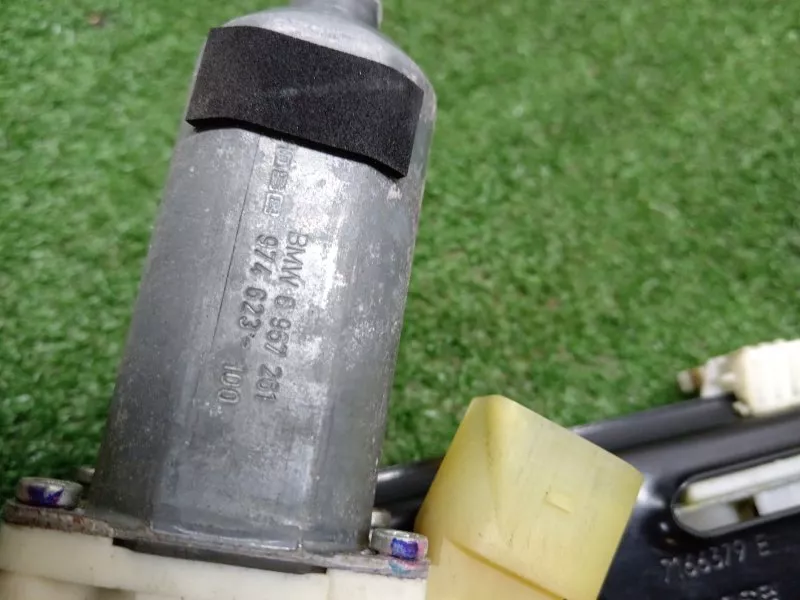 Стеклоподъемник BMW X5 2007 51337166379 E70, передний левый